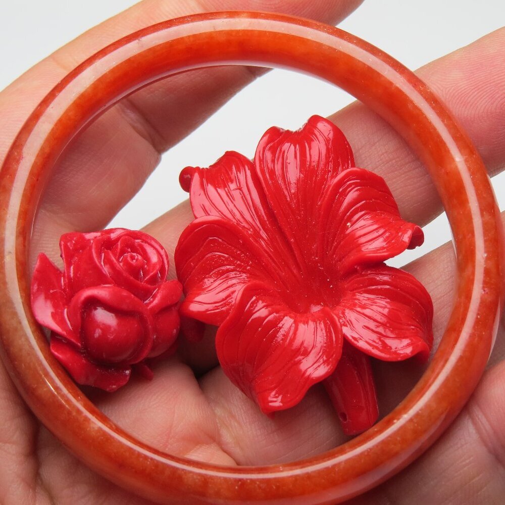 "Natural Jade bangle +   REE manmade Coral carved figurine 57mm "